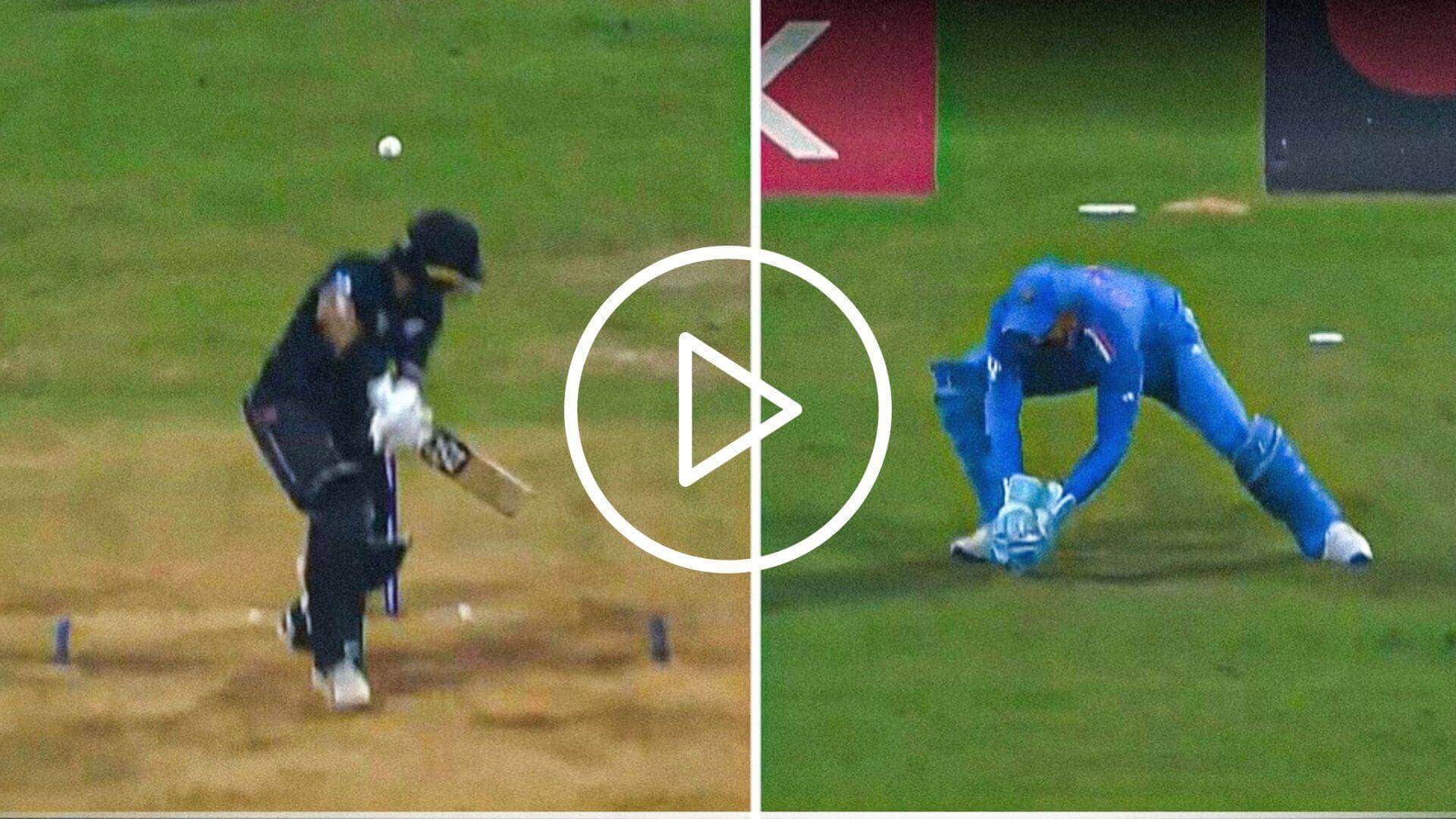 [Watch] Rachin Ravindra Gets 'Trapped' By Mohammad Shami's Deadly Delivery